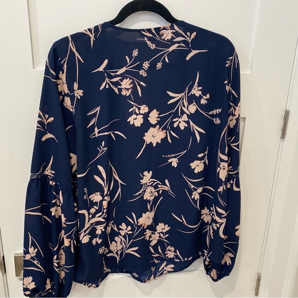 Zac & Rachel Boho Top Blue w Pink Flowers  Size XL - Picture 2 of 6